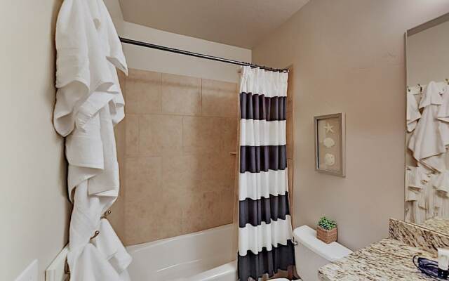 999wabig 4 Bedroom Home