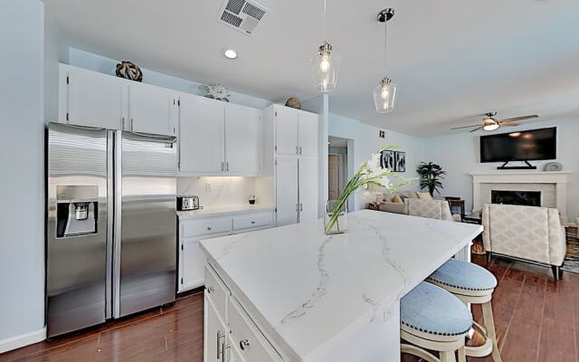 2399chat 4 Bedroom Home