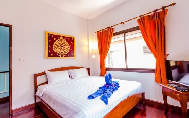 3 Bedrooms Pool Villa Walk to Patong