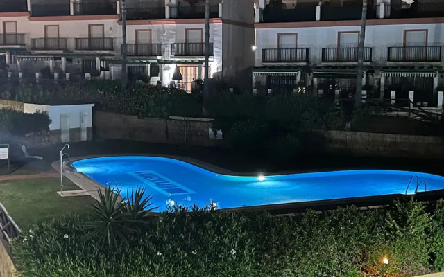 Cabopino/townhouse/marbella/sleeps6/pool