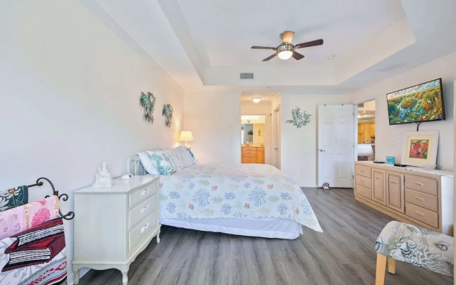 Beachfront Bliss: St. Augustine 2BD Luxury