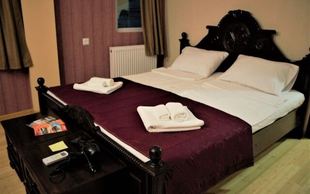 Twins Guesthouse