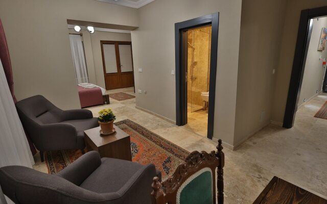 Yellow Stone Suites