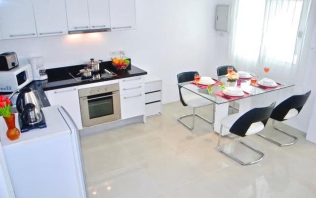 Kamala Paradise New Townhouse 2 bedrooms