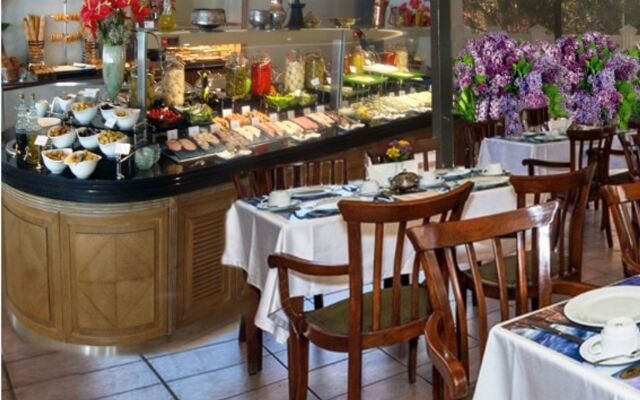 Nil Suite Hotel