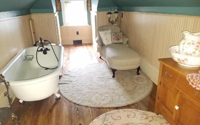 The Marie Bed and Breakfast