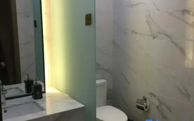 Urumqi Xuanpu Hotel (Airport Degang Wanda Branch)