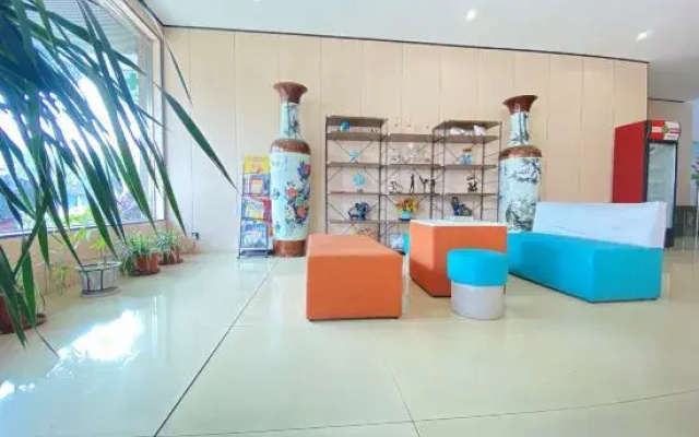 Yisu Qingju Hotel (Ningbo Lianfeng Middle Road store)