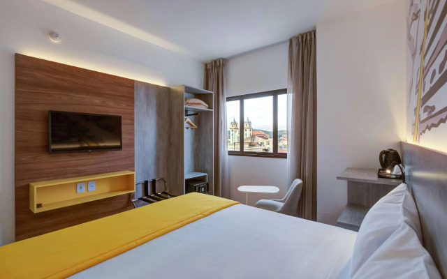 Summit Suítes Hotel Cruzeiro