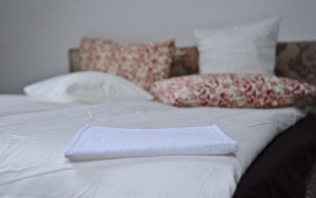 Hotel Pension Verona Airport