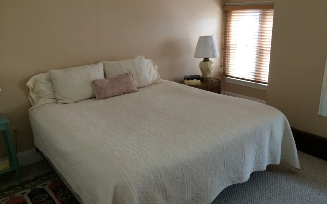 The Winthrop Arms Hotel And Restaurant