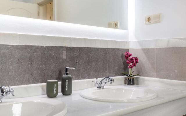 Amazing view to golf courses 14 pax