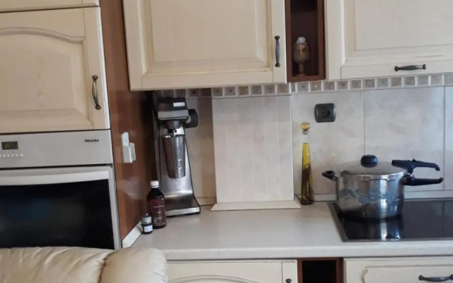 Mandy's complete luxury flat