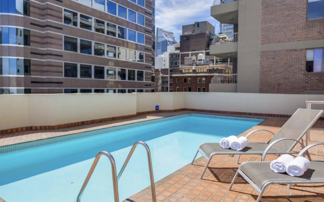 Metro Apartments on King Street