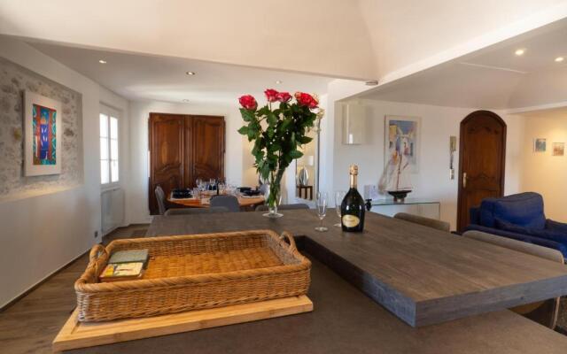 Charmant appartement spacieux pour 6P vue mer vieil Antibes
