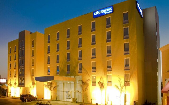 City Express by Marriott Puebla Angelopolis