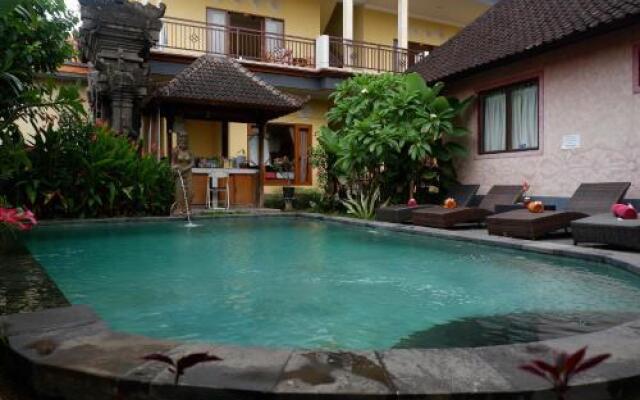 Budi House Bungalows