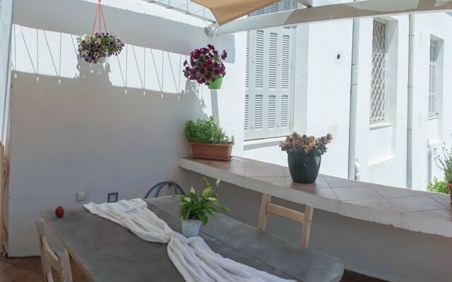 Douskos Guesthouse