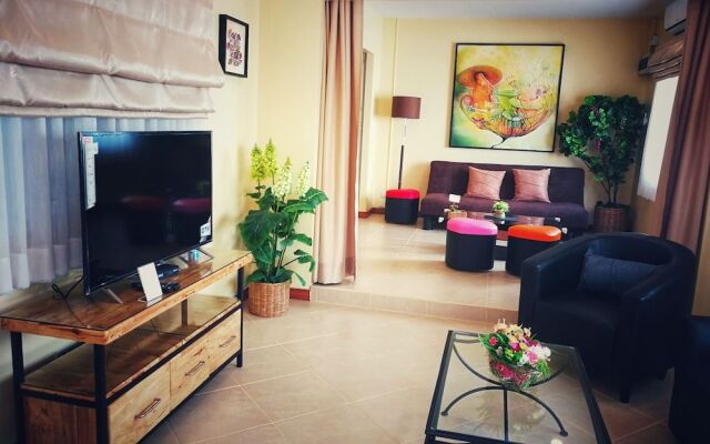 Teerada Boutique Place