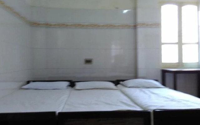 Hotel Ganesh Lodge