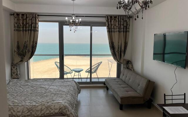 Beautiful Studio Apartment In Al Marjan Island