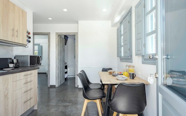 BlackStone Luxury Suites