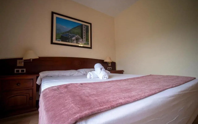 Hotel Romànic