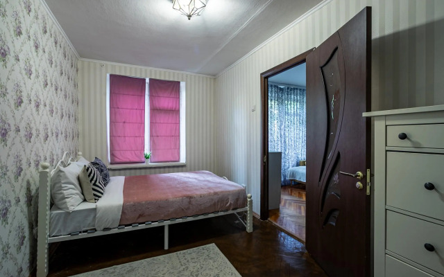 MaxRealty24 on Lobachevsky street 80