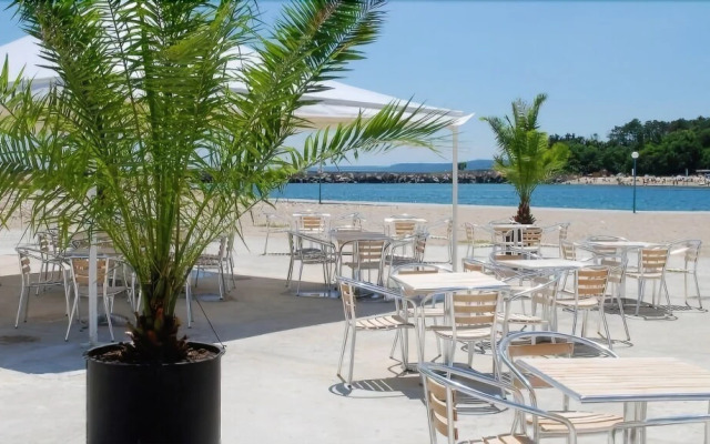 Hotel Lebed