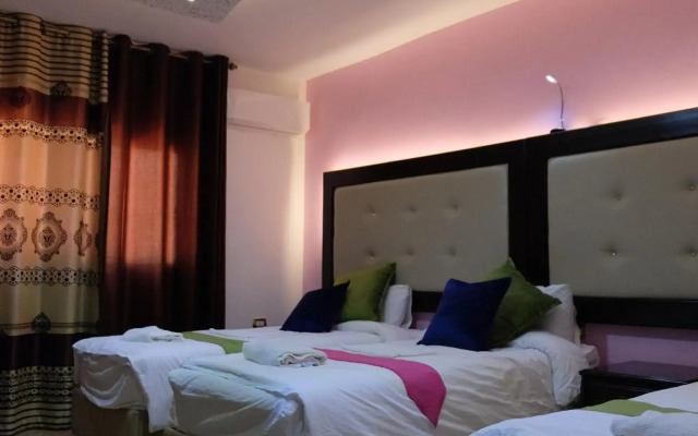 Petra Guests Hotel