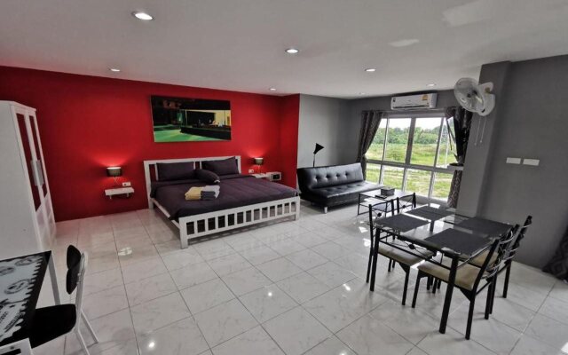 Karon Studio Apartment
