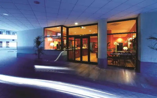 Ata Hotel De Angeli