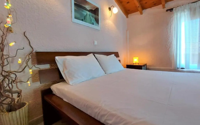 Elani Private Retreat - Villa Anna Garden Escape