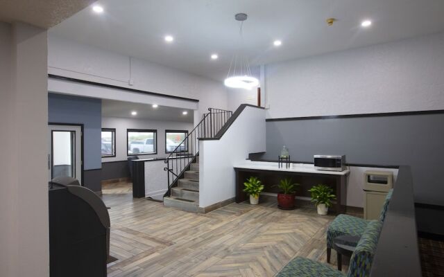 Bison Inn and Suites