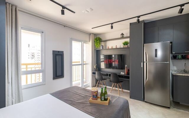 Estúdio Moderno com AC e Rooftop