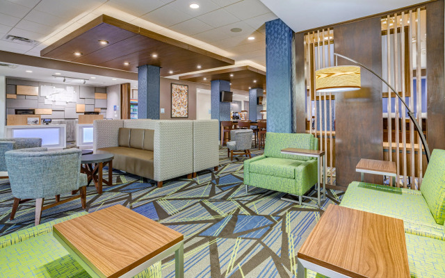 Holiday Inn Express & Suites Elkhart North by IHG