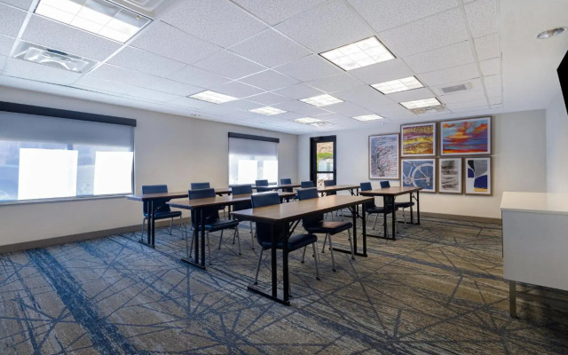 Holiday Inn Express & Suites Moab by IHG