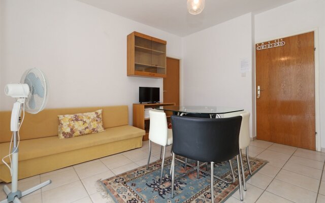 Apartments Lana