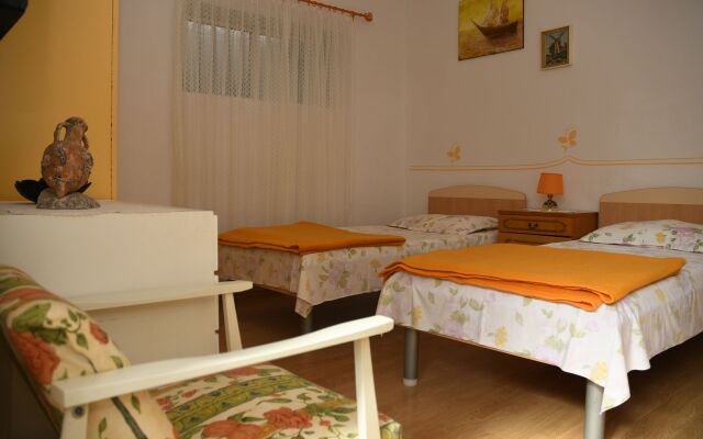 Studio apartment Marija - 120 m from the beach : SA3 Podstrana, Riviera Split