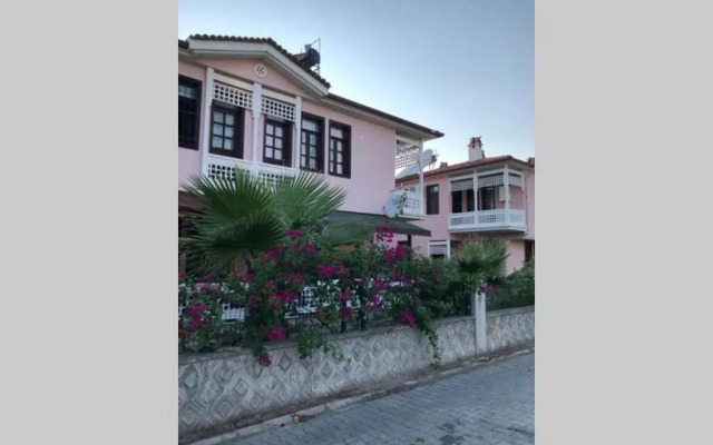 Peaceful House
