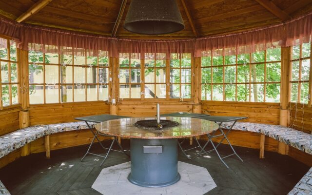 Country hotel Hvoinyi
