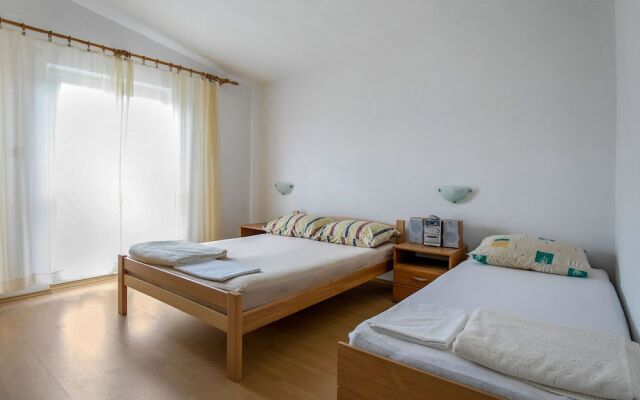 Pretty Apartment in Krneza near Sea Beach