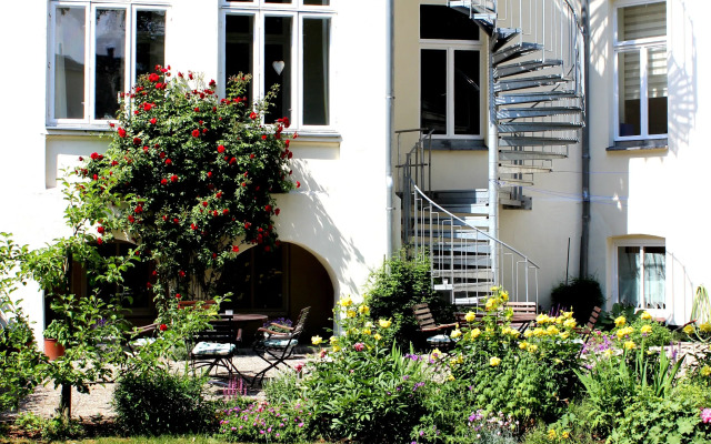 The Avalon Hotel