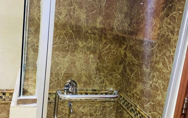 Sanam Hotel Suites
