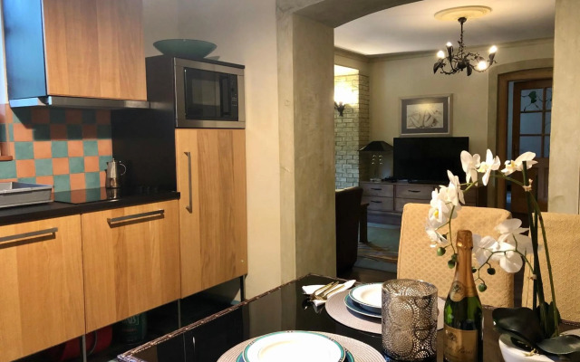 Buda Hills villa apartment