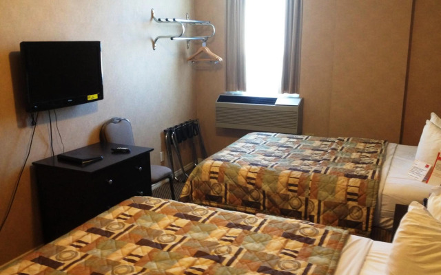 Woodstock Inn and Suites