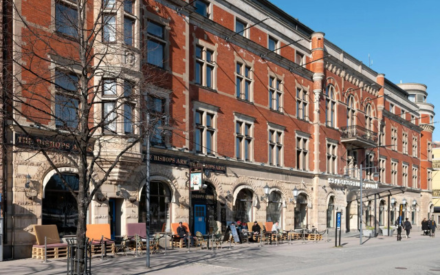 hotelImage