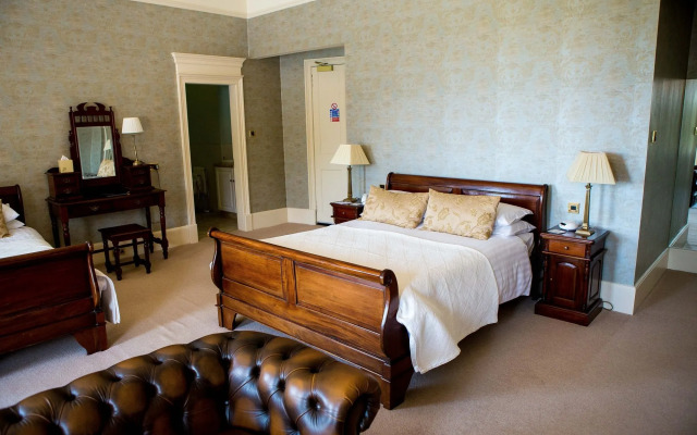 Cornhill Castle Hotel
