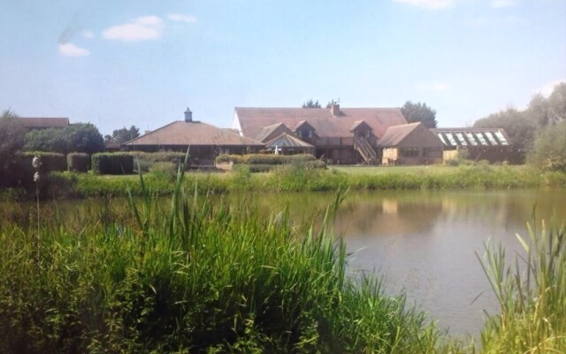 Kingfisher Country Club