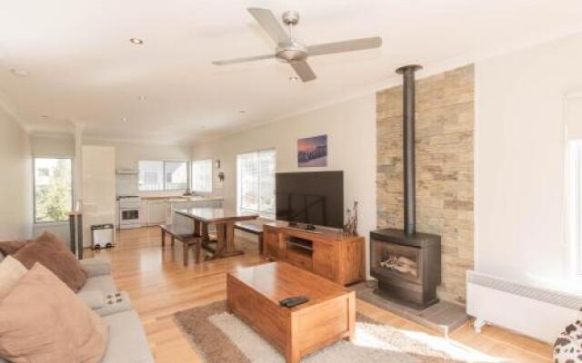 Aspect 1/8a Poly Cow Lane